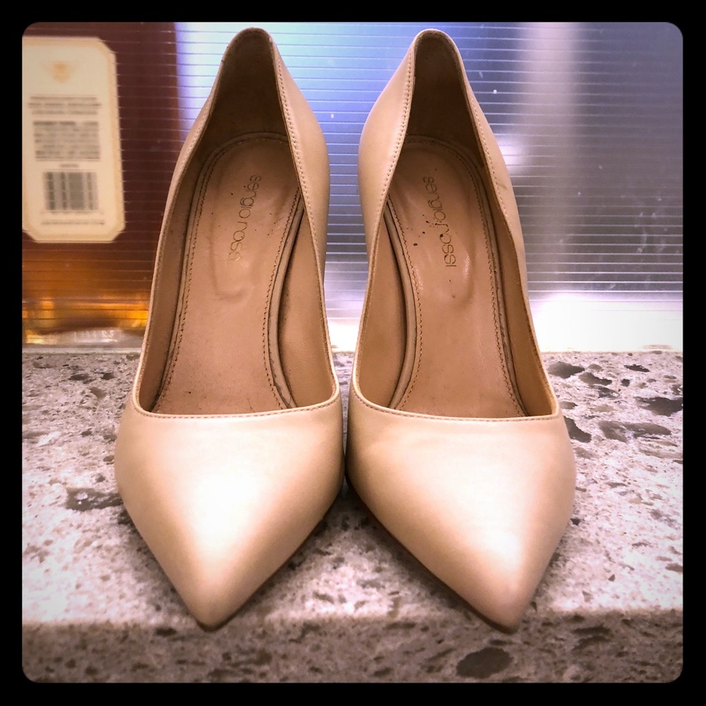 Sergio Rossi Godiva pumps in tan / camel
